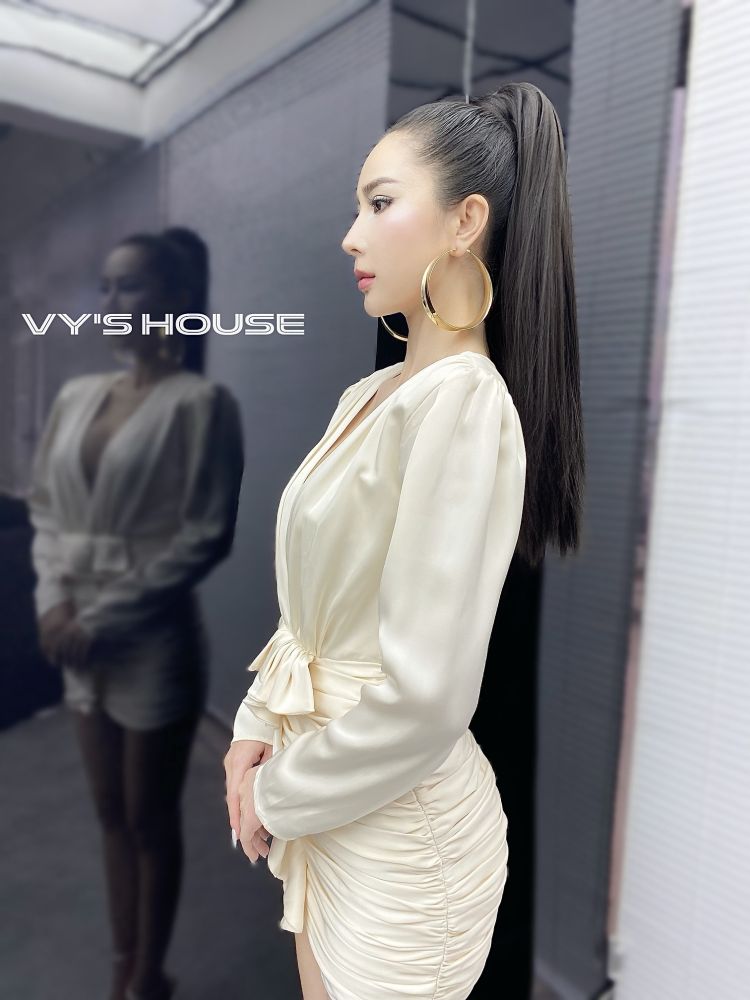 ALLURING